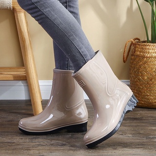 Botas de lluvia de tubo corto para mujer, botas de lluvia antideslizantes, zapatos de agua para adultos, botas de lluvia de agua exterior, zapatos impermeables, zapatos de goma cálidos y de algodón