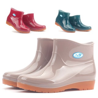 Botas de lluvia botas de lluvia de las mujeres de verano e invierno botas de lluvia de tubo corto impermeable zapatos antideslizantes más de terciopelo zapatos de goma botas de agua zapatos de las mujeres zapatos de cocina zapatos bajos