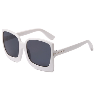 Clásico Retro de gran tamaño cuadrado gafas de sol de las mujeres de la marca de lujo de la moda moderna T palabra gafas de sol al aire libre de viaje gafas de conducción UV400 (6)