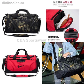 Nike Weekender Style bagpack-laptop bag , Escuela , Viaje , Deporte , Gimnasio , Casual , Con Compartimento Para Zapatos