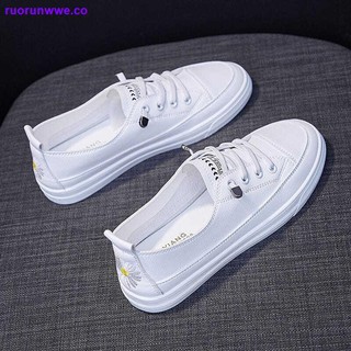 un pedal pequeño blanco zapatos de las mujeres s zapatos 2021 nueva primavera todo-partido de cuero plano casual solo zapatos femeninos estudiantes versión coreana
