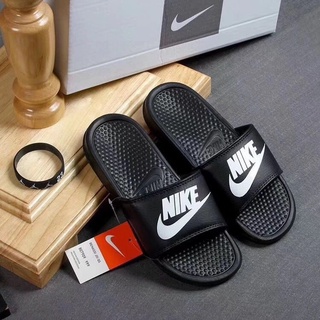 Nike Benassi Nike zapatillas carta negro y blanco mandarín pato baño gancho deportes ocio playa (2)
