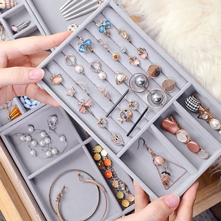 Bandeja de almacenamiento portátil de terciopelo para joyas, anillo, collar, caja de exhibición