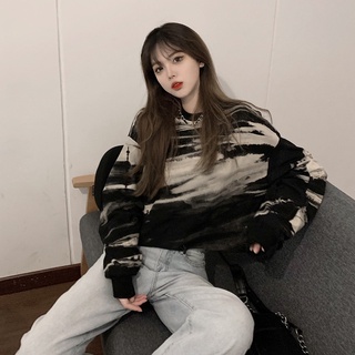 IELGY no cap tie-dye long sleeves dark short sweater Korean version top women's clothing loose (2)