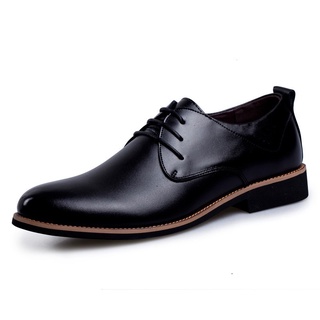Los hombres de negocios puntiagudo del dedo del pie cordones zapatos de boda Formal de cuero de vaca Oxford zapatos negro