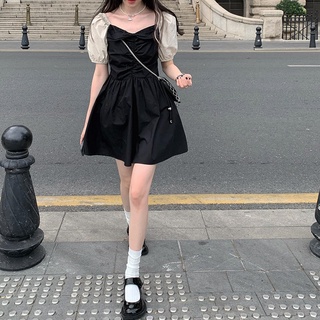 Temperamento cuello cuadrado falda de manga abullonada verano femenino 2021 nuevo vestido de estilo Hepburn negro con lazo francés marea