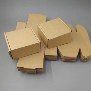 Varios tamaños Caja de cartón de embalaje cuadrado Kraft de papel natural / Unidades de almacenamiento de cartón corrugado (6)