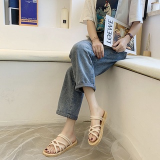 Zapatillas mujer verano nuevo estilo coreanoinsEstudiante versátil plano doble propósito Internet celebridad estilo romano grueso inferior Mujer Zapatos de playa (7)