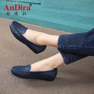 Andira spring leather women s shoes comfortable soft sole mother shoes casual shoes leather shoes flat flat flat shoes Peas shoes