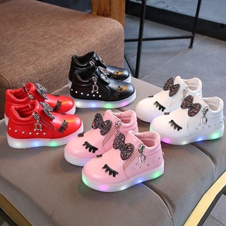 Zapatos de estilo coreano para niños con luces zapatos luminosos para niños botas de princesa zapatos de primavera para niñas zapatos de estudiante de una capa botas de tobillo impermeables (1)