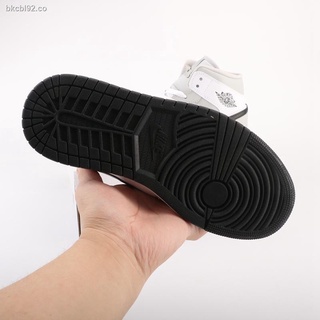 Nike Air Jordan Zapatos De Baloncesto 1 Mid " Light Smoke Grey " Mujer s Deportivos Nuevo Jumpman AJ1