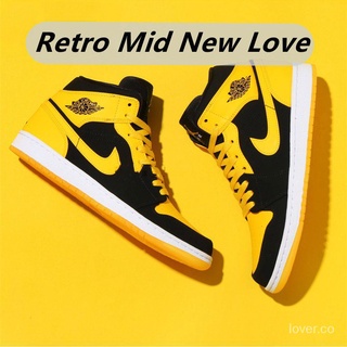 [En stock] 108 Colores Nike Air Jordan 1 Retro Mediados Nuevo Love 2017 Negro Amarillo Alto Superior Zapatos De La Junta Plana Inferior Casual Zapatillas De Deporte Para Hombres Y Mujeres Deporte358739219 kdp8