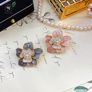 una gardenia vintage elegante antiguo goteo esmalte perla flor broche