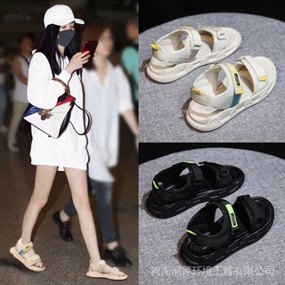 Sandalias De Las Mujeres Desgaste Exterior 2022 Primavera Versión Coreana Suela Suave Cómodo Zapatos Planos Todo-Partido Velcro De Playa Hermoso Dice Insignia Tienda 3.3 (1)
