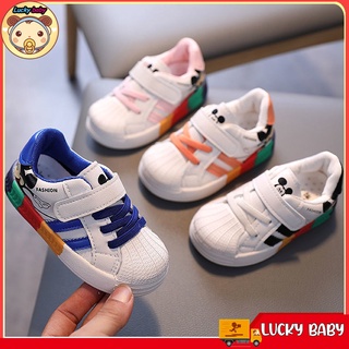 Zapatos de bebé niño para hombres y mujeres zapatos de suela suave de los niños zapatos deportivos zapatos individuales zapatos pequeños zapatos blancos