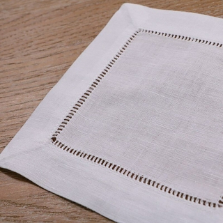 Posavasos de lino blanco/algodón dobladillo de cóctel servilletas de tela 15 piezas (1)
