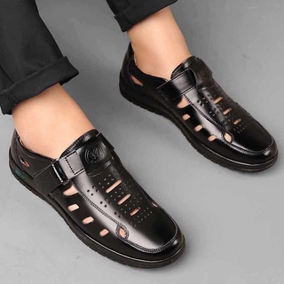 Verano hueco sandalias de cuero de los hombres de ocio diario transpirable fondo suave superficie suave agujero zapatos de mediana edad de negocios papá zapatos