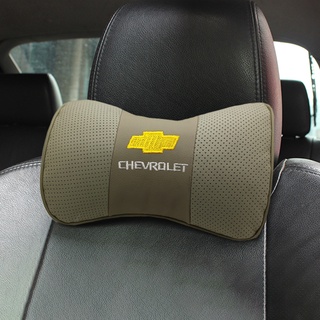 2pcs emblema de coche insignia de cuero reposacabezas para Chevrolet Onix Cruze Aveo Silverado Auto asiento cuello almohada Interior Protector de cuello decoración (9)