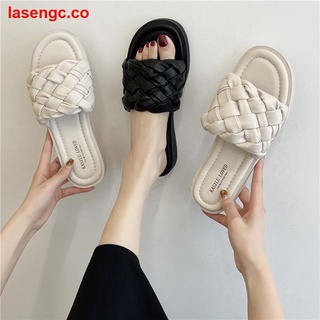 Net red woven sandals female outer wear fashion ins tide fairy style 2021 new summer super fire beach seaside
