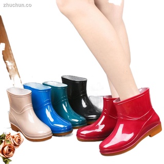 ۩❐Botas de lluvia botas de lluvia antideslizantes de moda de tubo corto para mujer zapatos de agua para adultos botas de agua exterior zapatos impermeables de cocina zapatos de goma cálidos y de algodón (1)