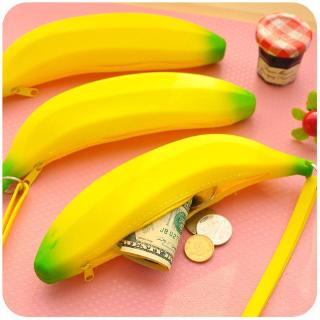 1Pcs lindo silicona plátano monedero creativo estuche de lápices coreanos estudiantes sostener monedero (1)