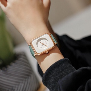 2021 nuevo reloj de mujer antiguo europeo nuevo Simple correa de silicona señoras reloj de moda deportes reloj