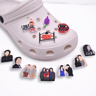 The Vampire Diaries Series Jibbitz Crocs Bae zueco para las mujeres de la moda DIY Crocs zapatos accesorio Jibbitz Charm