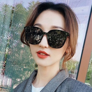 2021 nuevas gafas de sol femeninas versión coreana de la celebridad de Internet de moda con el mismo estilo de tiro callejero retro gafas de sol delgadas con montura grande anti-ultravioleta femenina