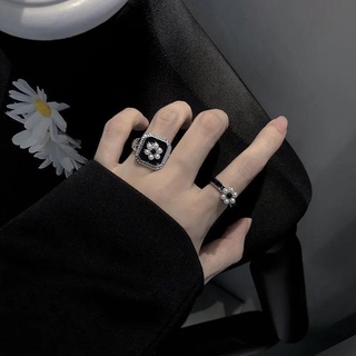 Blanco y Negro perla Retro asequible de lujo de alta calidad anillo femenino de interés especial diseño exquisito anillo de dedo índice conjunto de anillo abierto