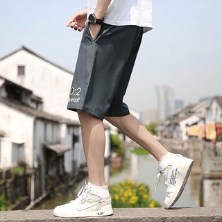 [spot de alta calidad] coreano verano de los hombres casual pantalones cortos, pantalones sueltos de tendencia de los hombres, capris, deportes pantalones de playa, pantalones medios t526