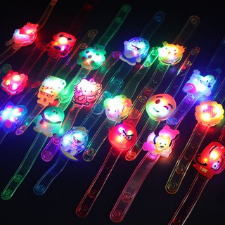 Perfecto reloj de dibujos animados de luz LED relojes con banda transparente de cristal (color aleatorio)