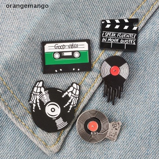 Orangemango Punk Music Lovers DJ Vinyl Record Player badge brooch Lapel pin Gift CO (4)