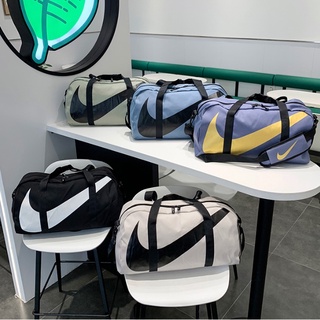 Nike Weekender Style bagpack-casual Bolsa Para Juegos , Escuela , Deporte , Gimnasio , Con Zapatos RvAf