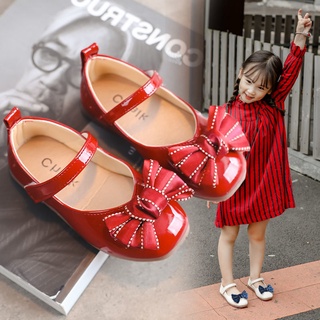 Zapatos de cuero para niñas2021Nuevos zapatos de princesa de punta cuadrada para niños, zapatos de una capa para niñas de estilo occidental, zapatos de primavera y otoño para bebés