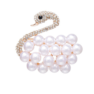 2021 moda encanto joyería imitación perla cristal ganso broches para mujeres vintage mujeres accesorios collar corsage broche
