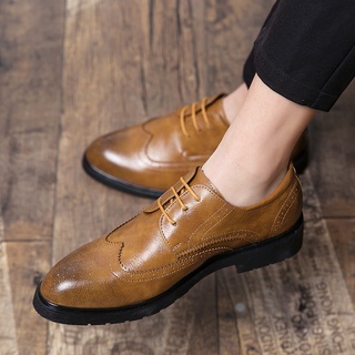 Los hombres de negocios puntiagudo del dedo del pie patente zapatos de cuero Formal Brogues cordones zapatos marrón (5)