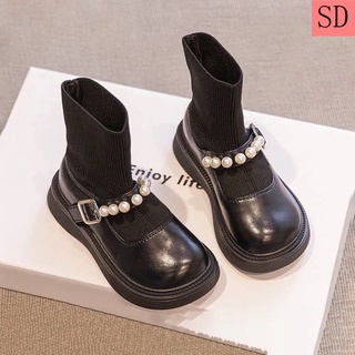 Niñas Botas Cortas 2021 Nuevo Estilo Otoño Niños Negro Pequeño Cuero Zapatos De Suela Suave Occidental Princesa Calcetines