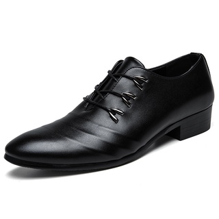 Hombres vestido puntiagudo dedo del pie de microfibra zapatos de cuero Formal cordones zapatos negro