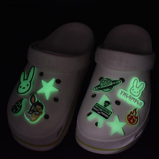 [nnhgghopr] 10 piezas de pvc luminoso cueva zapatos accesorios bad bunny lindo zapatos decoraciones venta caliente