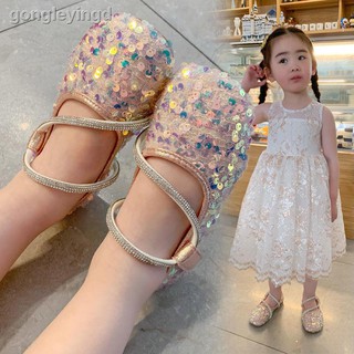 Sandalias para niña 2021 verano nuevos zapatos de imitación con suela suave para niños grandes zapatos princesa premium