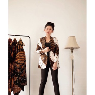 Batik Blazer ARIMBI